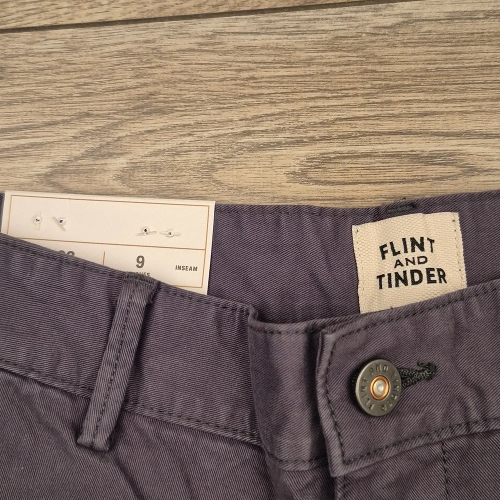 FLINT AND TINDER Solid Dark Grey Sz 32 x 9